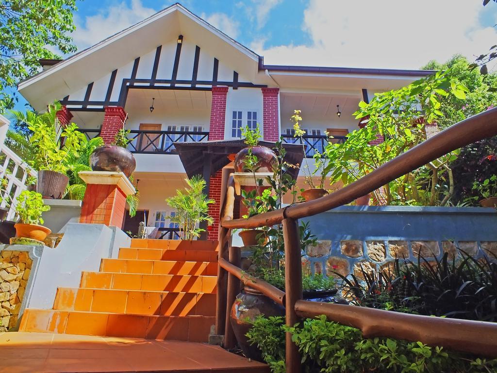 Royal Kalaw Hills Resort Экстерьер фото